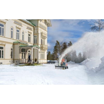 Садовый райдер Husqvarna P525DX с кабиной Садовый райдер Husqvarna P525DX с кабиной