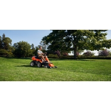 Садовый райдер Husqvarna R214TC Садовый райдер Husqvarna R214TC