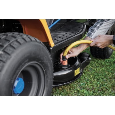 Аккумуляторный садовый трактор Stiga Estate 584e Аккумуляторный садовый трактор Stiga Estate 584e