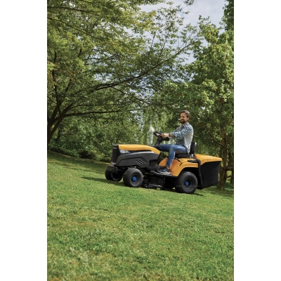 Аккумуляторный садовый трактор Stiga Estate 584e Аккумуляторный садовый трактор Stiga Estate 584e