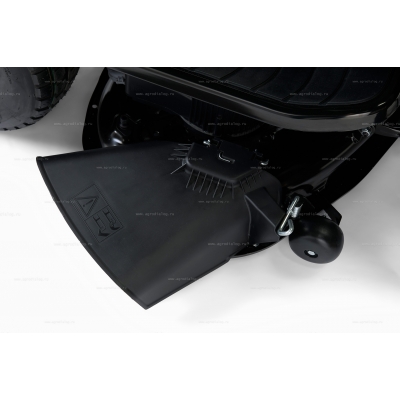 Аккумуляторный садовый трактор Stiga Tornado 398e Аккумуляторный садовый трактор Stiga Tornado 398e