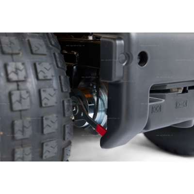 Аккумуляторный садовый трактор Stiga Tornado 598e Аккумуляторный садовый трактор Stiga Tornado 598e