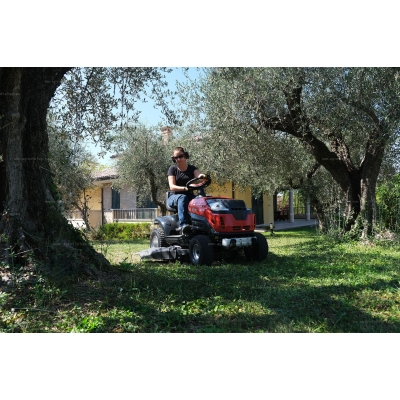 Садовый трактор Efco 109L/16 K Садовый трактор Efco 109L/16 K