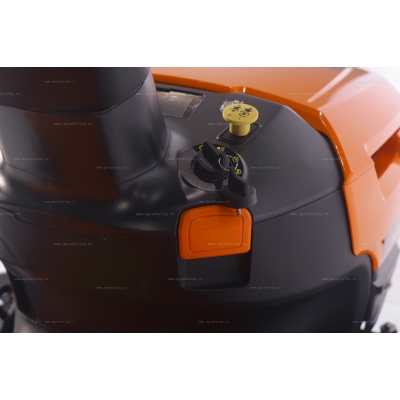 Садовый трактор YARD FOX OPTIMA T98RCH Садовый трактор YARD FOX OPTIMA T98RCH