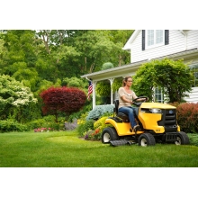 Садовый трактор Cub Cadet XT1 OS107 Садовый трактор Cub Cadet XT1 OS107