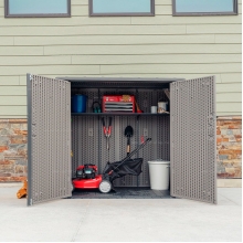 Пластиковый садовый шкаф Lifetime Woodlook 60331 Пластиковый садовый шкаф Lifetime Woodlook 60331