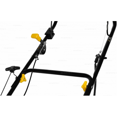 Бензиновый скарификатор CHAMPION GSC4840 Бензиновый скарификатор CHAMPION GSC4840