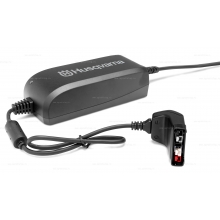 Автомобильное зарядное устройство QC 80F Husqvarna 9676283-01