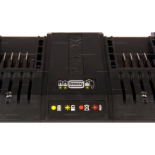 Двойное зарядное устройство Worx WA3869 Двойное зарядное устройство Worx WA3869