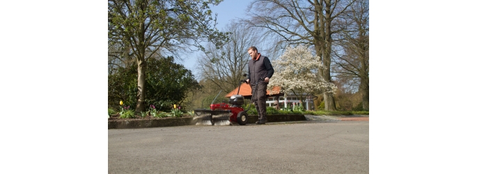 Аккумуляторные подметальные машины Tielbuerger: сочетание немецкого качества и передовых инноваций