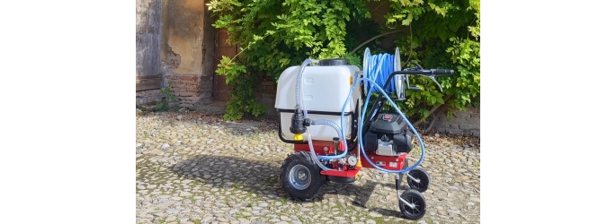 Бензиновый опрыскиватель на колесах: удобное и эффективное решение для обработки больших участков