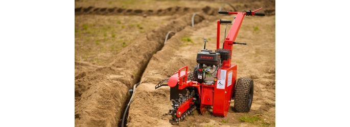 Для чего нужен цепной малогабаритный траншеекопатель и как он работает