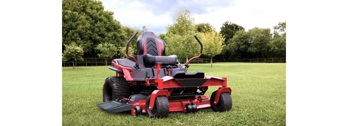 Для чего нужны садовые райдеры с нулевым радиусом разворота