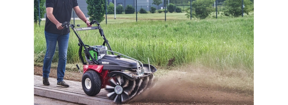 Инновационные решения для уличной уборки: аккумуляторные подметальные машины