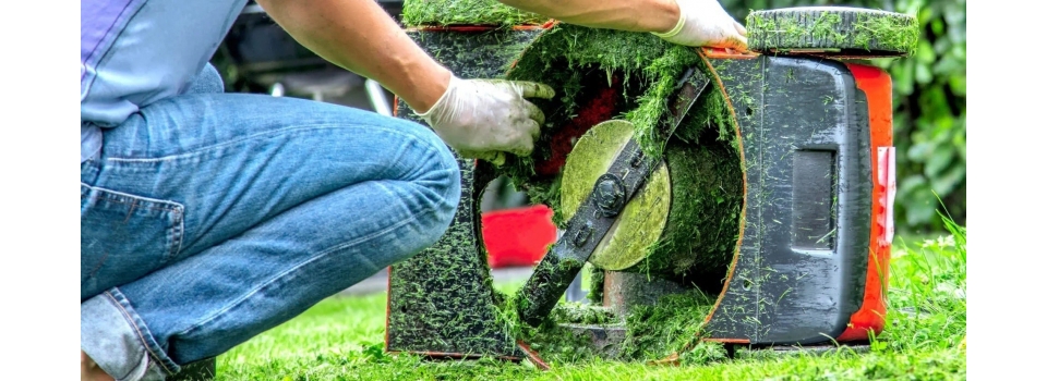 Как часто нужно менять нож бензиновой газонокосилки?