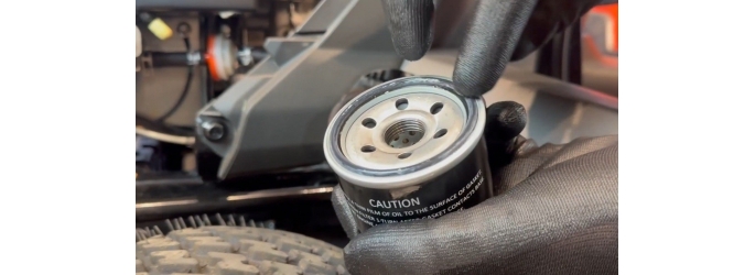 Как заменить масляный фильтр в садовом тракторе