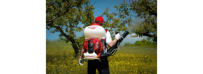 Удобный и эффективный бензиновый опрыскиватель