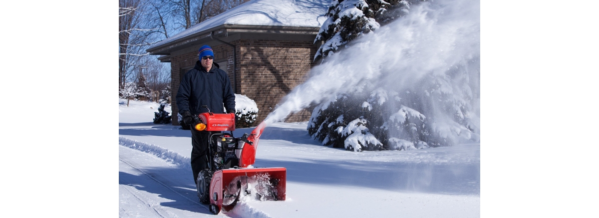 Выбираем снегоуборочные машины – виды и основные параметры