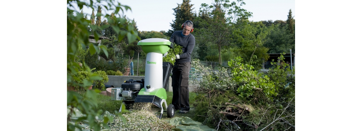 Выбор бензинового измельчителя веток: технические особенности и применение