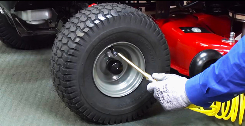 Технические рекомендации по регулировке косильной деки садового трактора :: Накачайте все шины